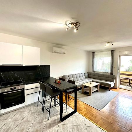 Apartment Ines メドゥリン エクステリア 写真