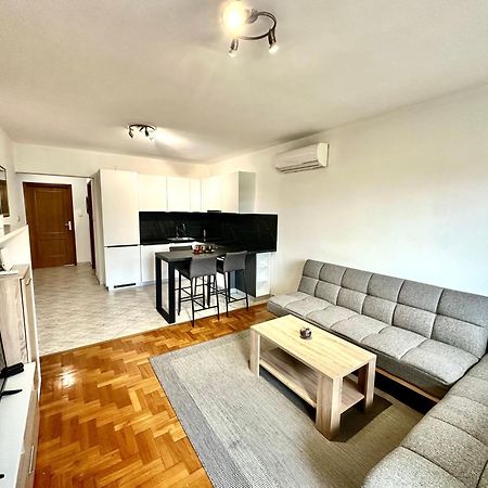 Apartment Ines メドゥリン エクステリア 写真
